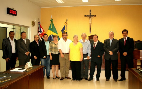 Entrega de Título de Cidadão Guararapense ao Sr. NEWILSON